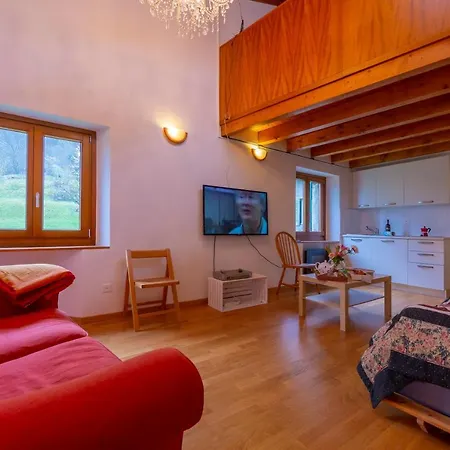 Casa Gialla - Happy Pugerna
