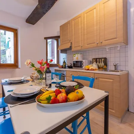 Casa Gialla - Happy Holiday home Pugerna