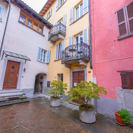 Casa Gialla - Happy *
