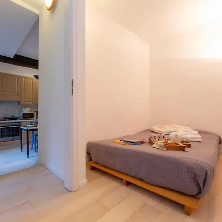 Holiday home Casa Gialla - Happy *