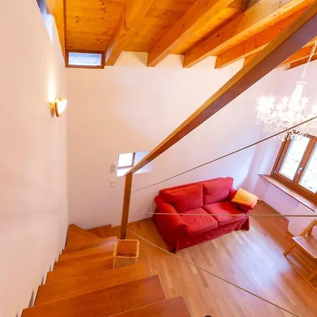 Casa Gialla - Happy Holiday home Pugerna